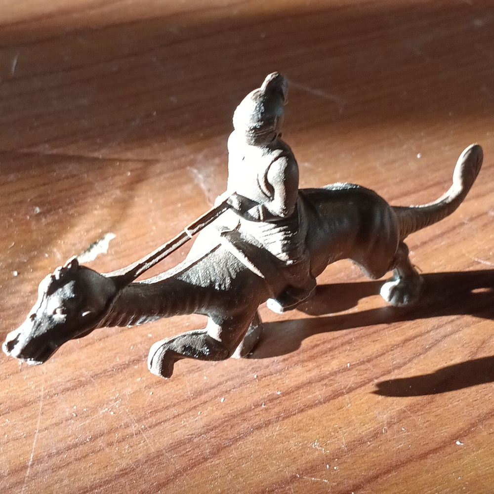 100. CAVALRY HORSE